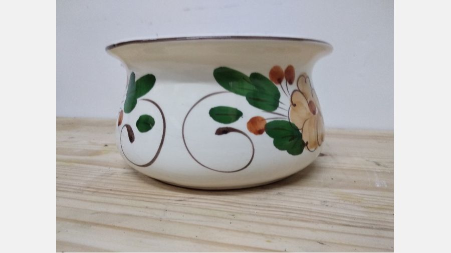 Penico em cerâmica