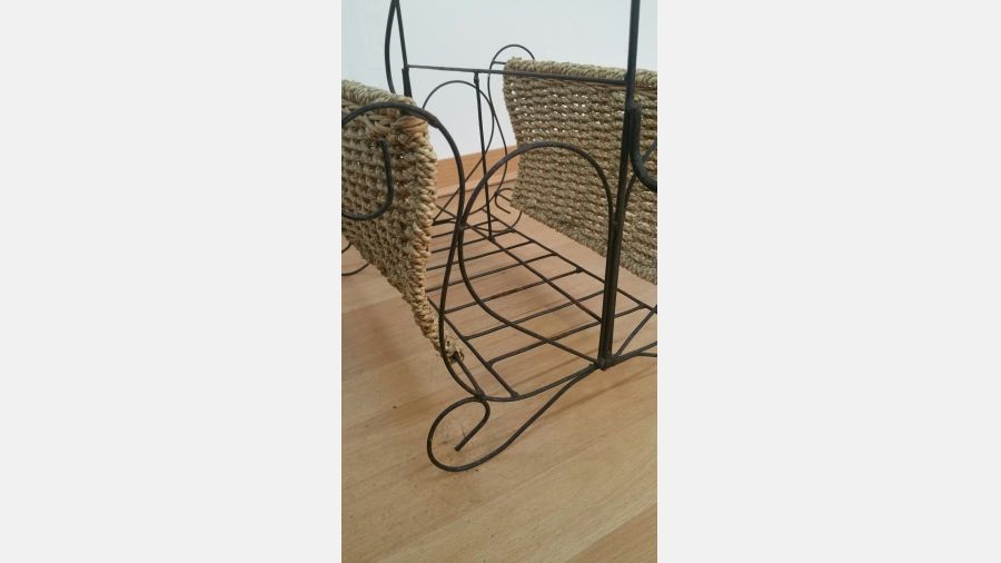 Porta Revistas em ferro e corda