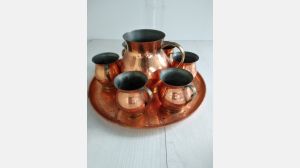 Serviço de bebida de antigas tabernas