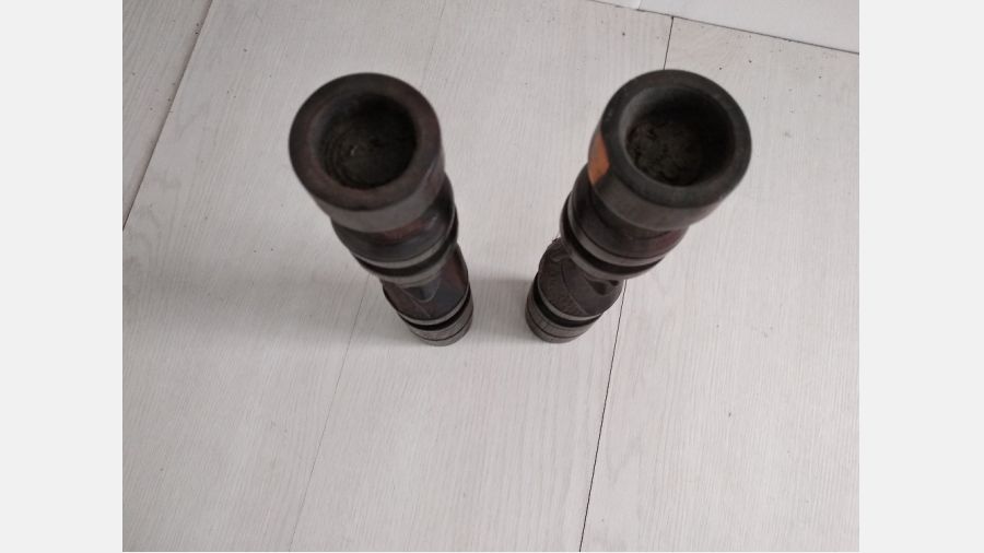 Conjunto de Castiçais de madeira em madeira de Pau Preto Africa