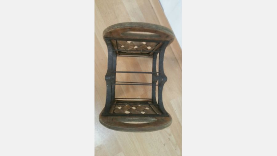 Mini Garrafeira em madeira e ferro