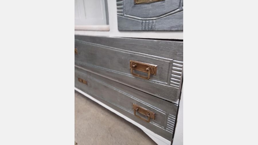 Penteadeira Tocador muito antiga com 3 espelhos e 8 gavetas.