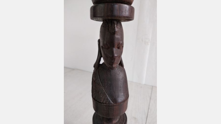 Conjunto de Castiçais de madeira em madeira de Pau Preto Africa