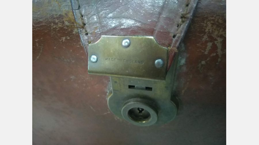 Pasta Mala Vintage de mão em couro pele