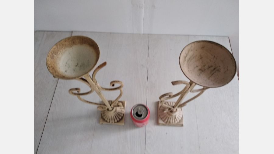 Conjunto de castiçais em Metal