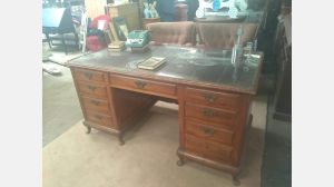 Secretária Vintage 100% Madeira 