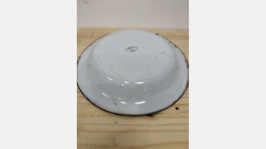 Prato em esmaltado anos 30