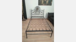 Cama em ferro Vintage 108x185cm